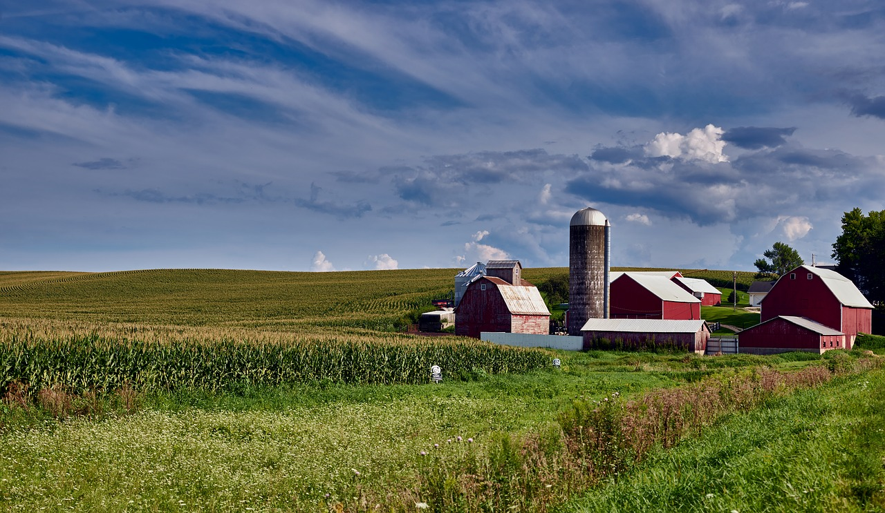 farm-iowa-Pixabay-1778011-4101592_1280